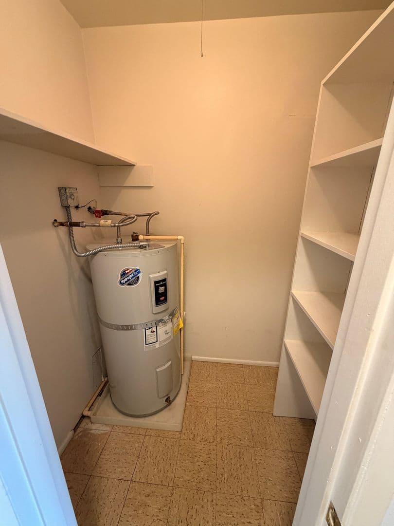 Roseburg Apartment: JadeWest Apartments