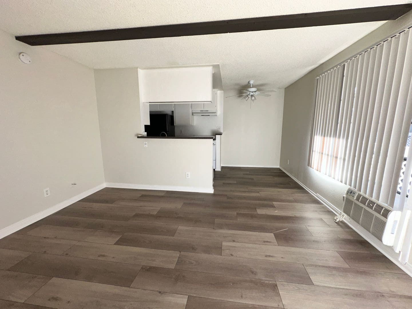 Canoga Park Apartment: 21821-21825 Saticoy Street