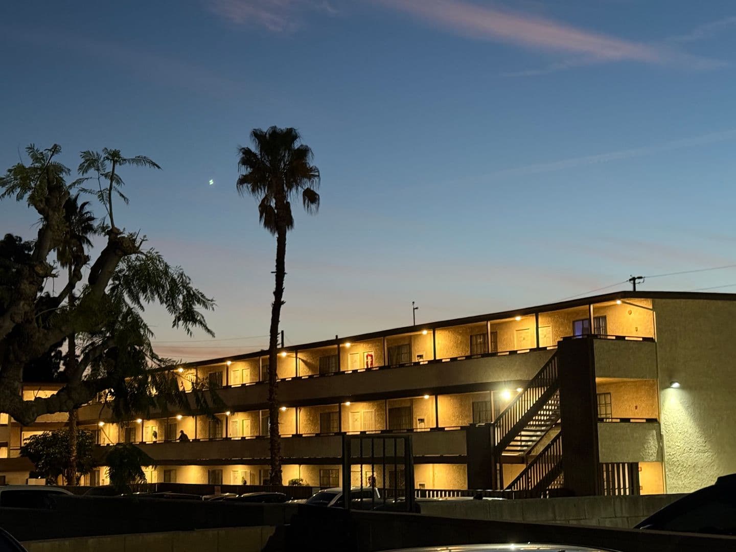 Northridge Apartment: 17831 Lassen St
