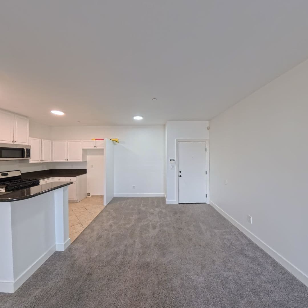 Van Nuys Condo: 13941 Sherman Way