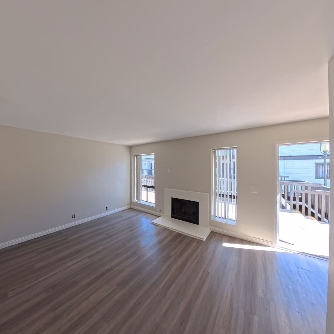 Agoura Hills Apartment: 5250 Colodny Drive