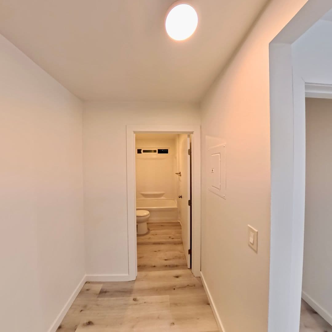 Los Angeles Apartment: 5806 Camerford Ave