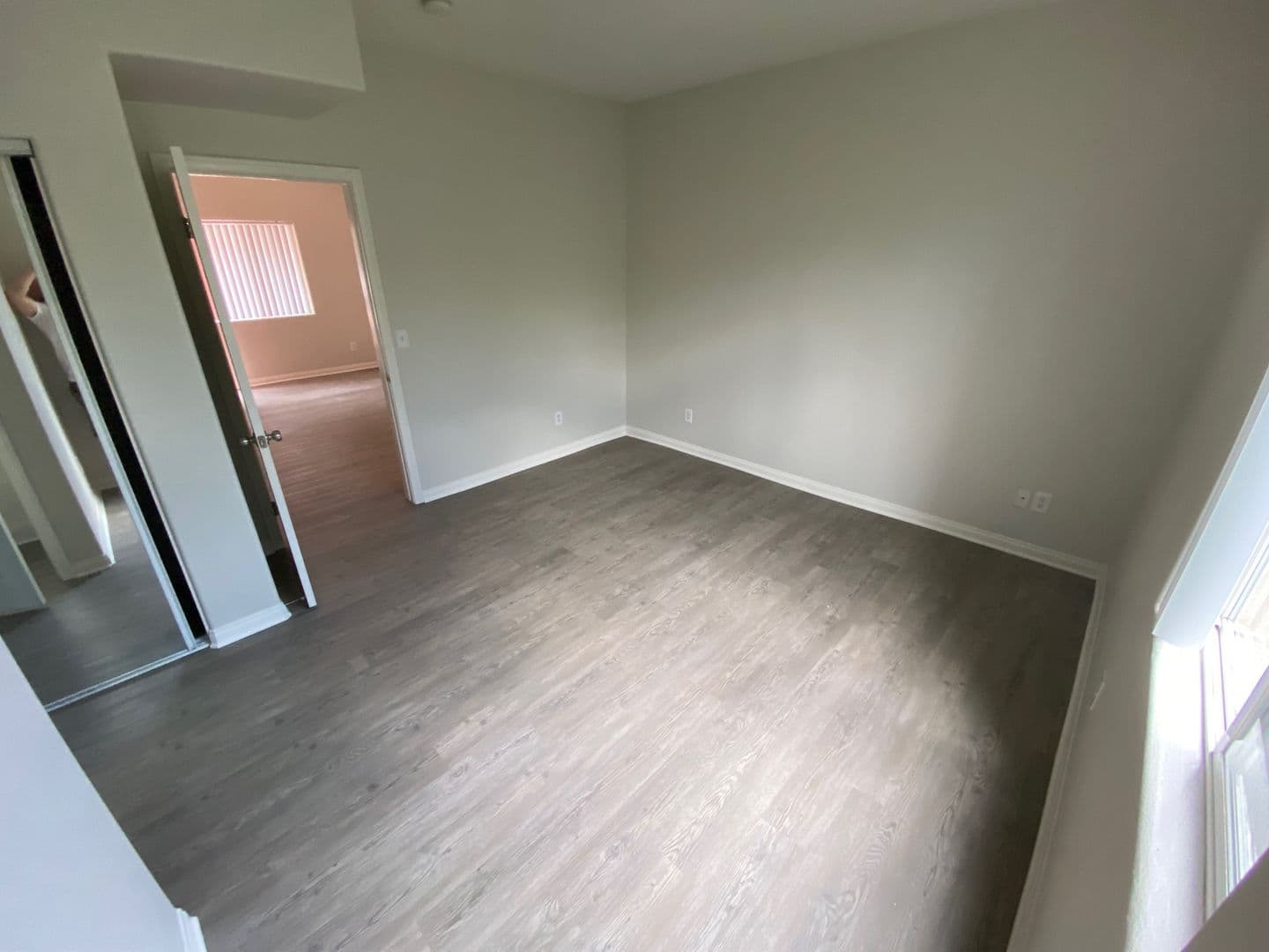 Chatsworth Apartment: 9825 TOPANGA CANYON RD