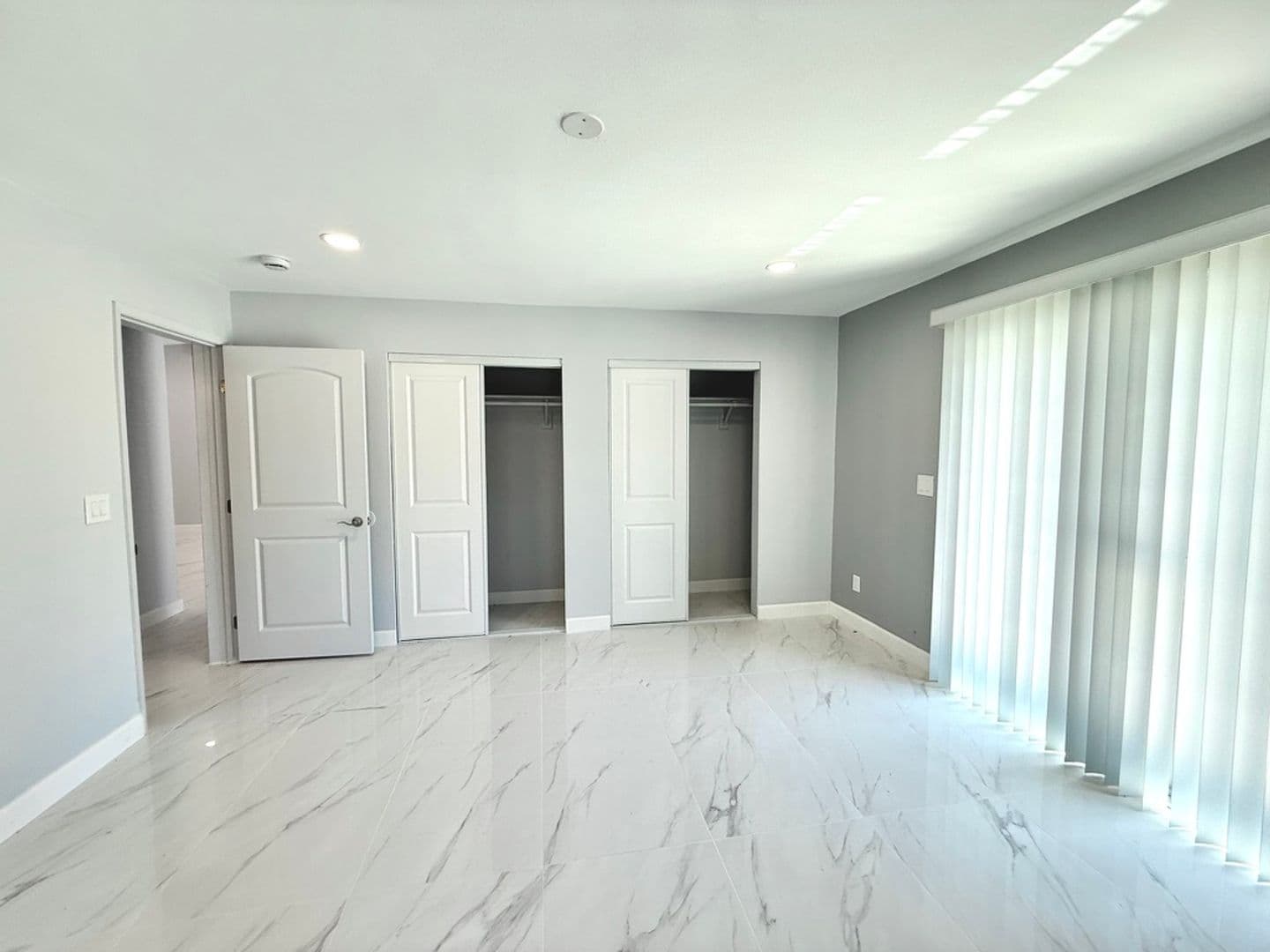 Granada Hills Apartment: 17112 Ceredo Place