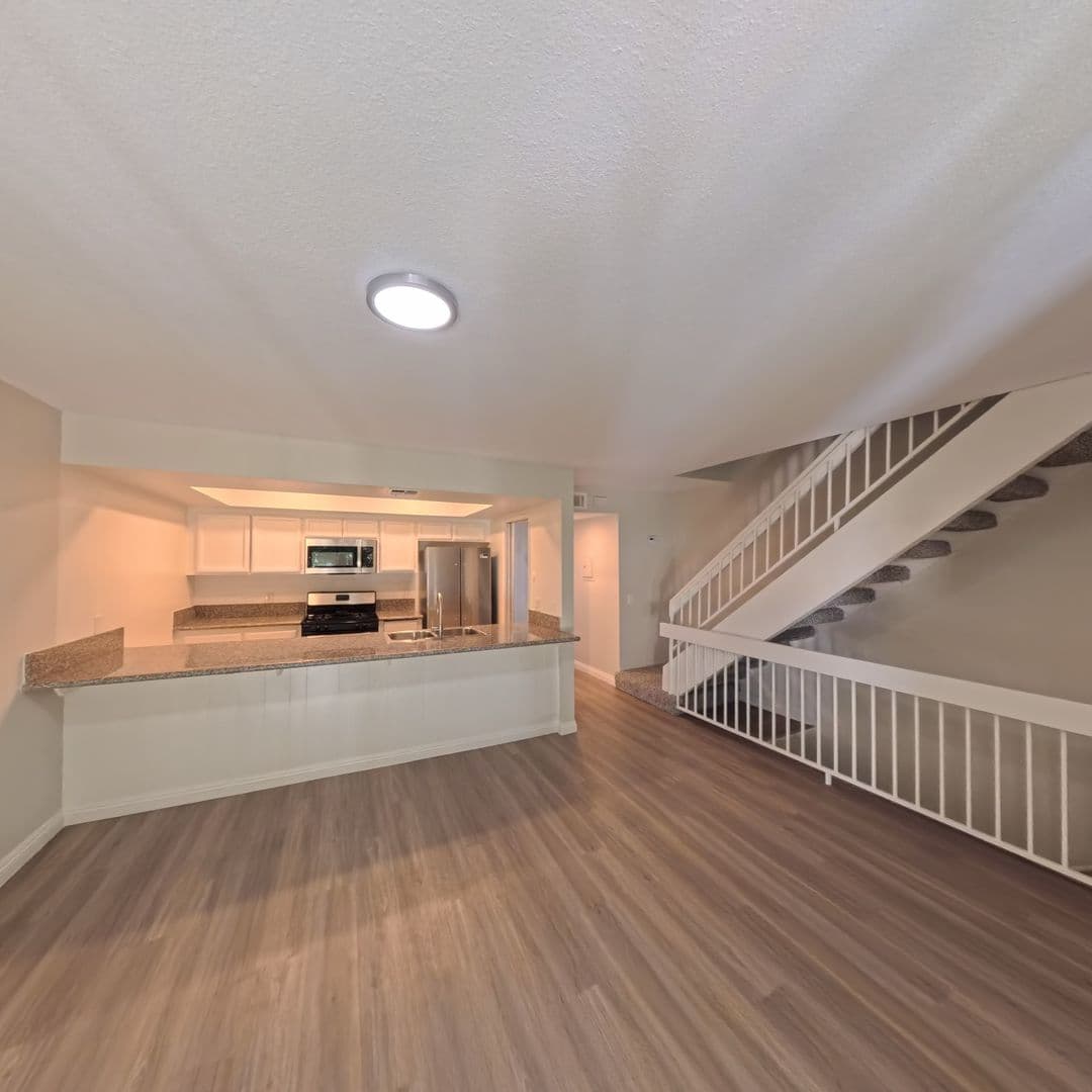 Agoura Hills Apartment: 5250 Colodny Drive