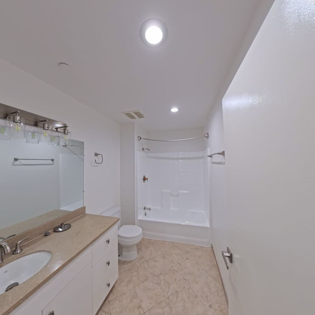 Van Nuys Condo: 13941 Sherman Way