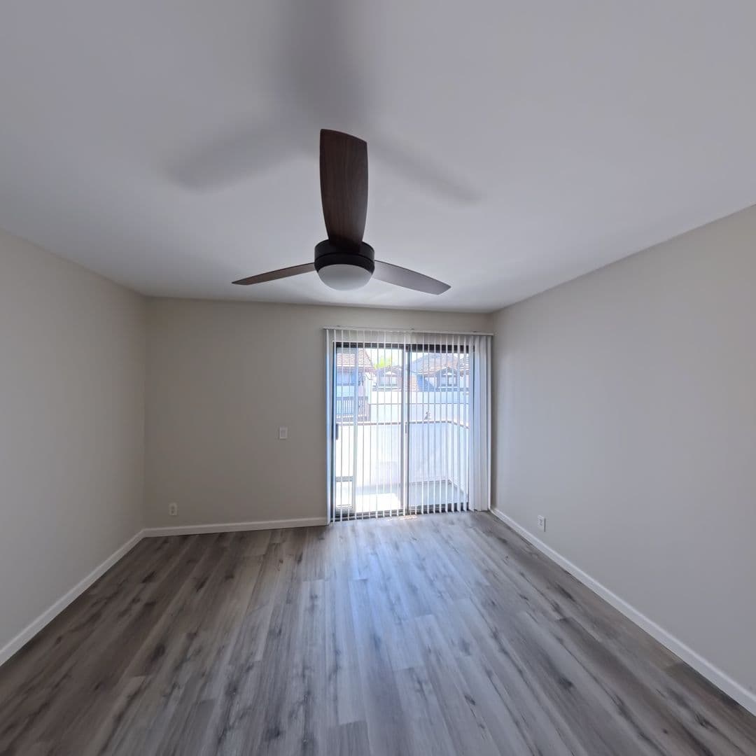 Agoura Hills Apartment: 5250 Colodny Drive