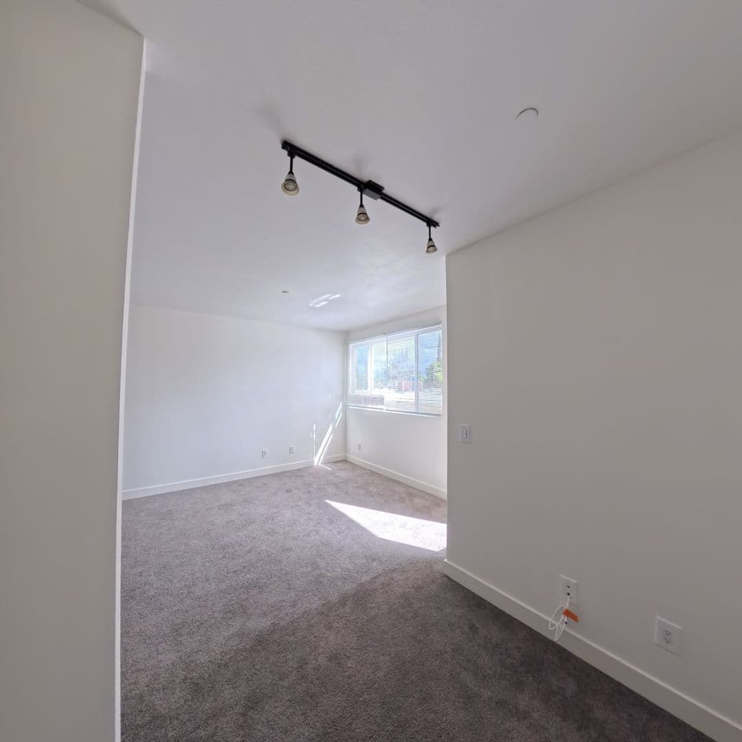 Van Nuys Condo: 13941 Sherman Way