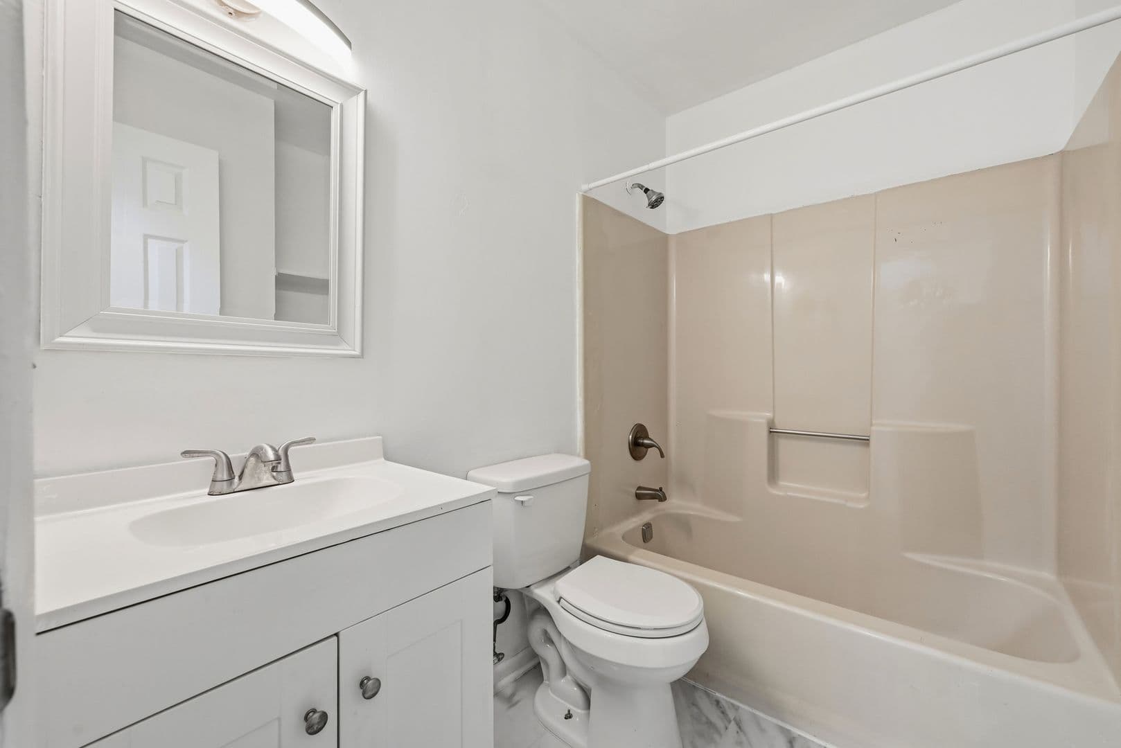Bethlehem Apartment: 504 Broadway - Unit 3 R