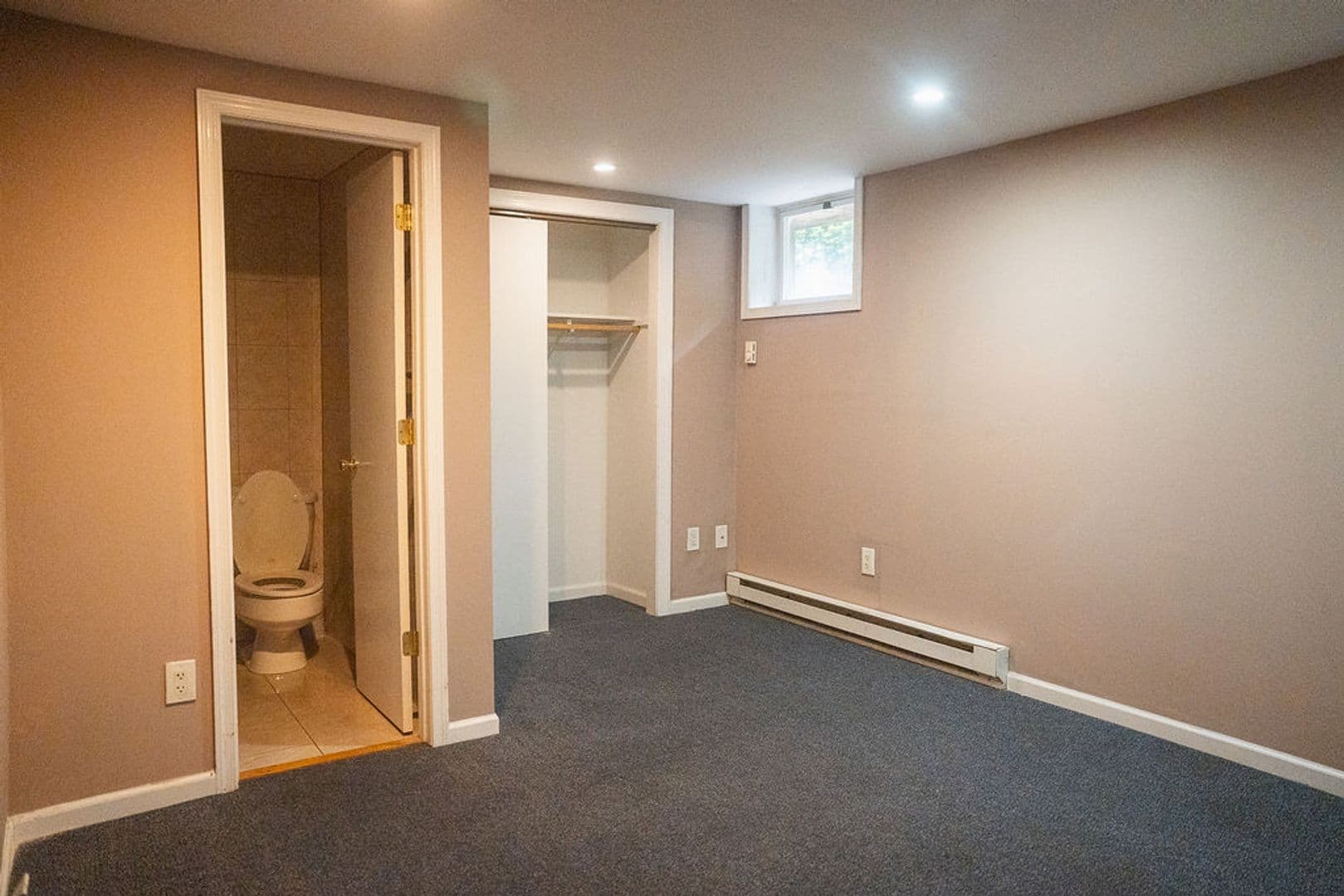 Easton Apartment: 519 Valley Street