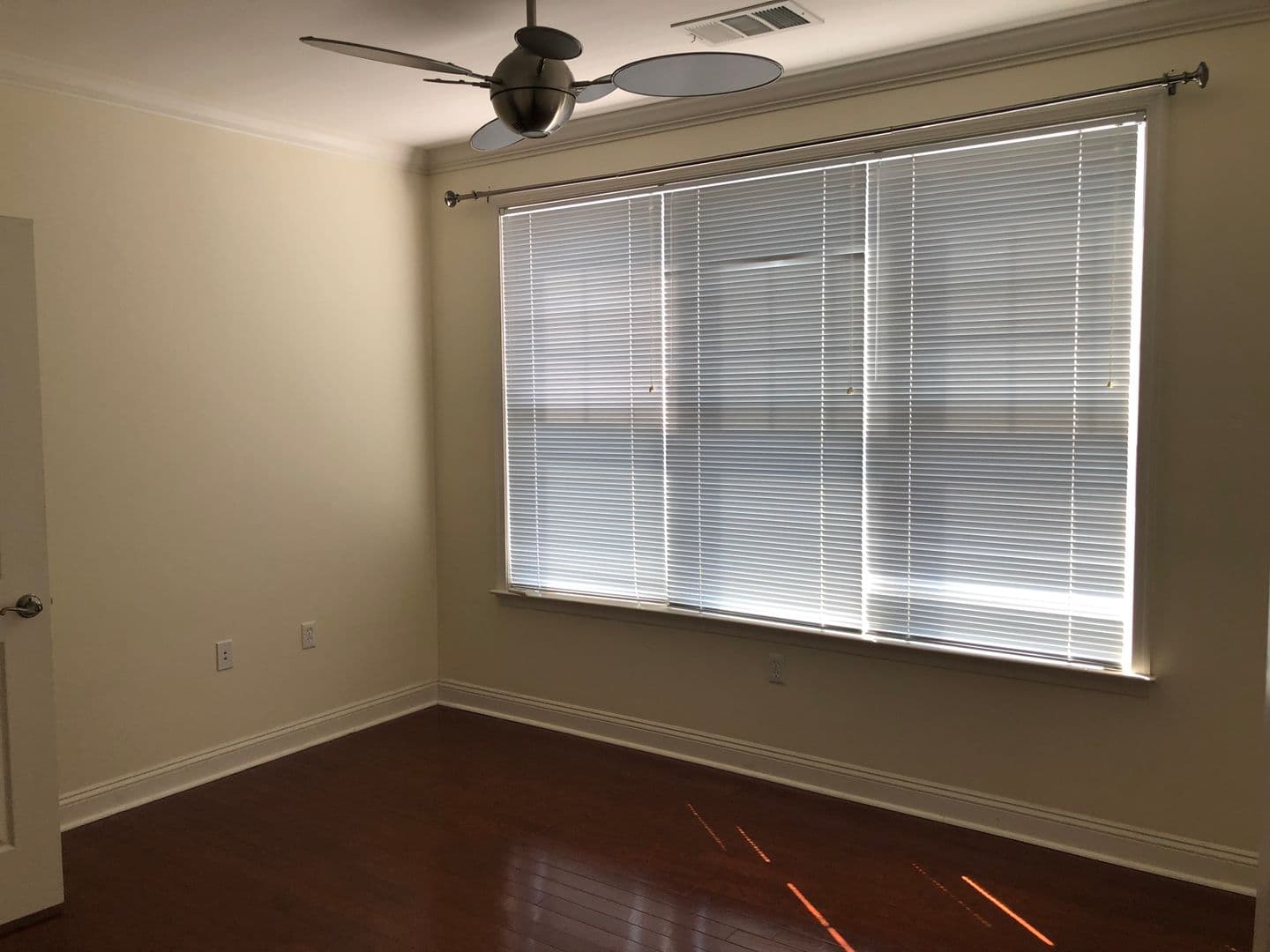 Conshohocken House: 300 W Elm St #2328
