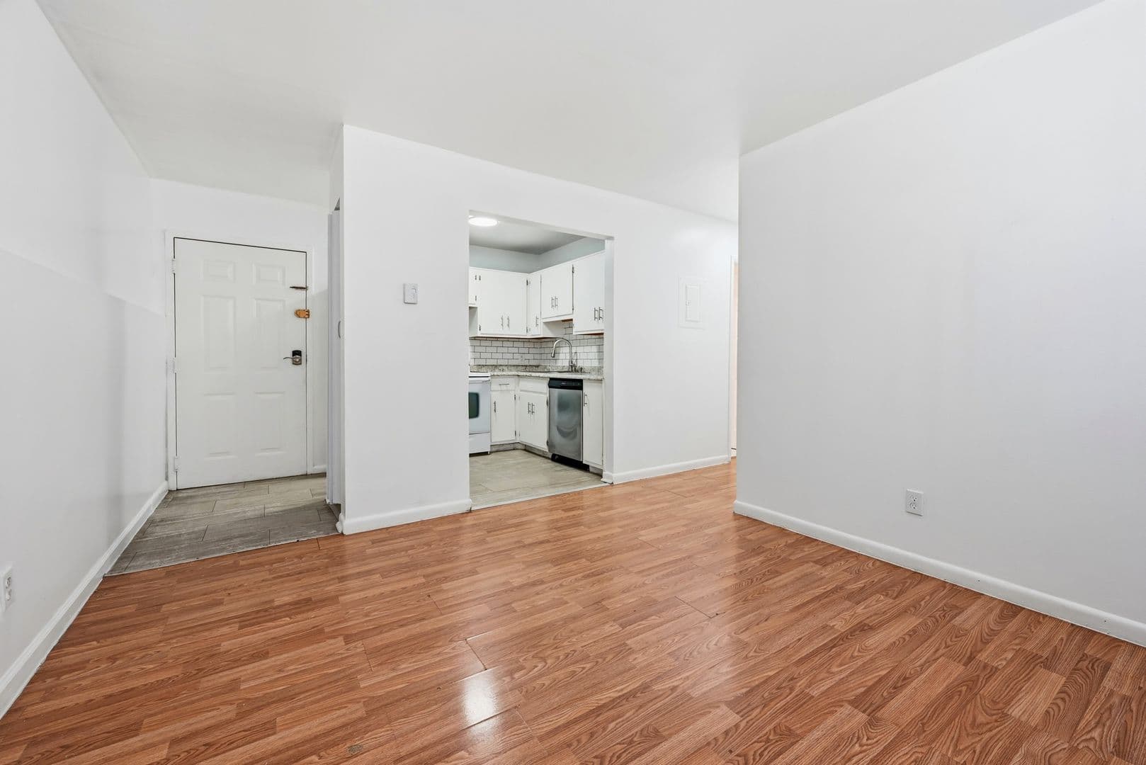 Bethlehem Apartment: 504 Broadway - Unit 3 R