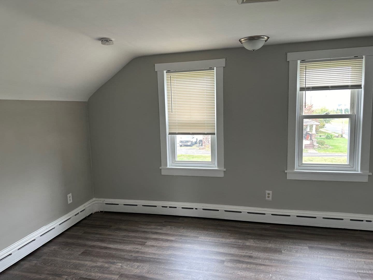 Lansdale House: 450 E Hancock St