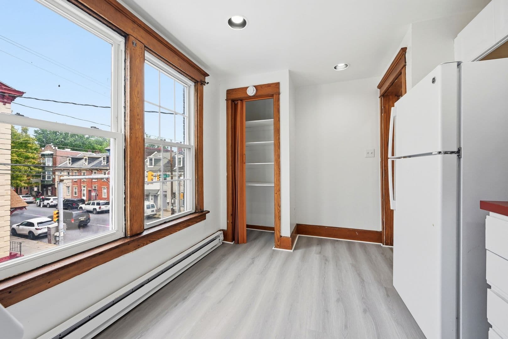 Allentown Apartment: 348 N. 6th Street