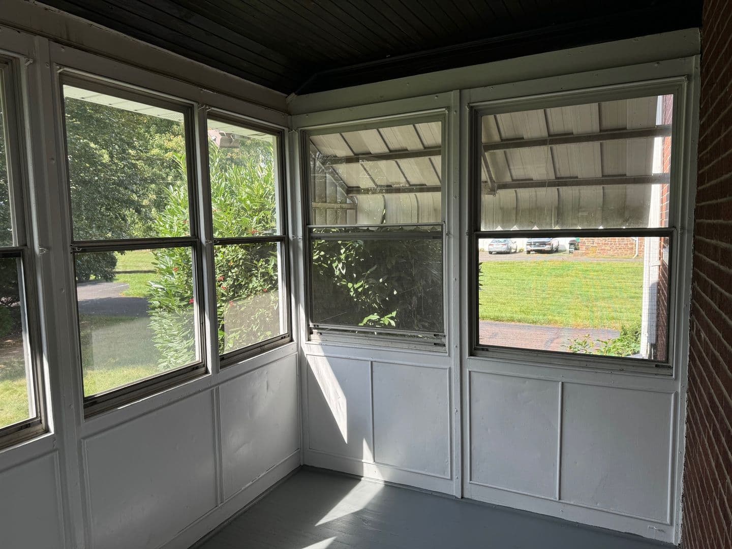 Lansdale House: 450 E Hancock St