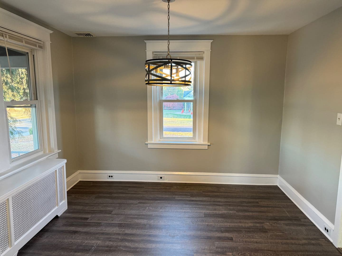Lansdale House: 450 E Hancock St