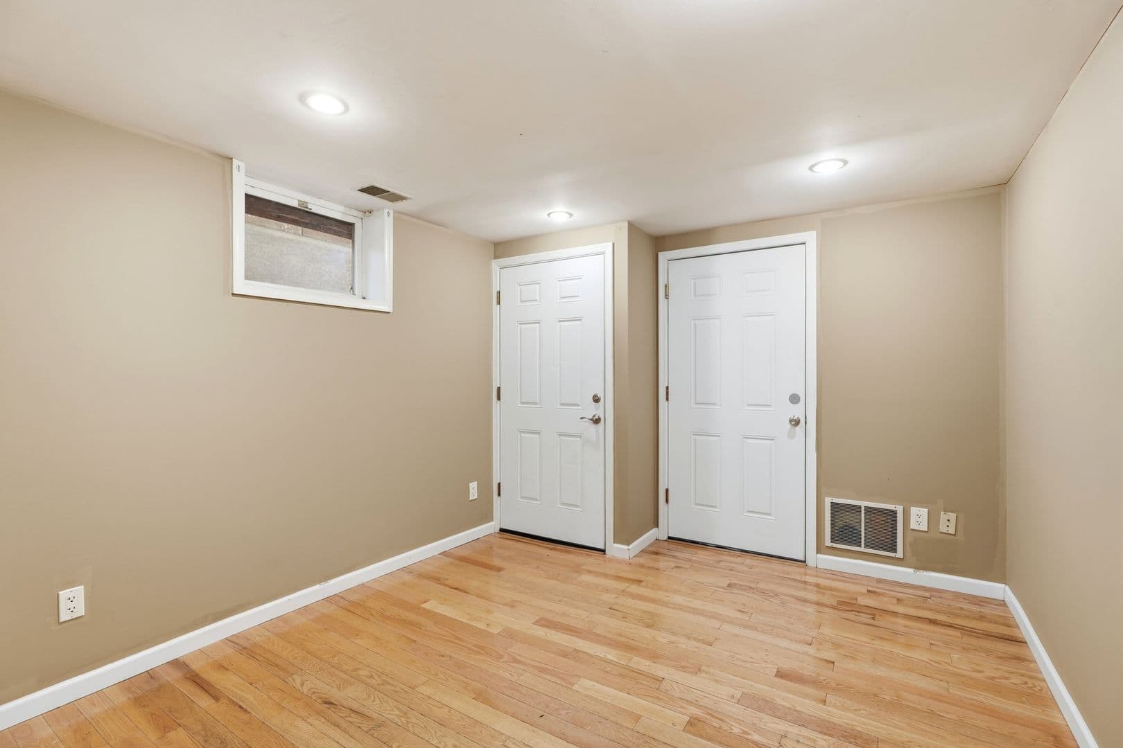 Easton Apartment: 519 Valley Street
