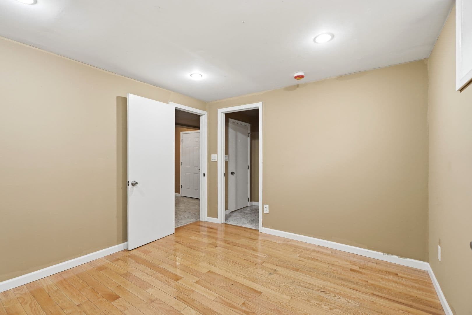 Easton Apartment: 519 Valley Street