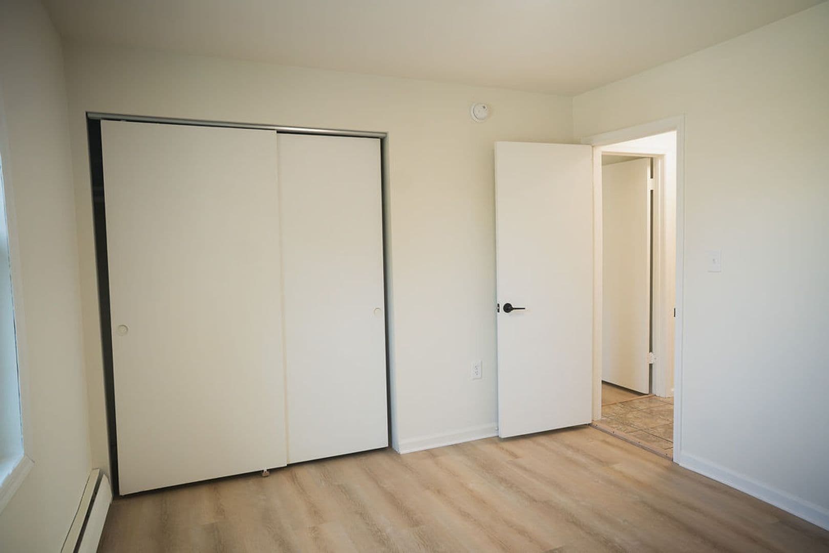 Easton Apartment: 519 Valley Street