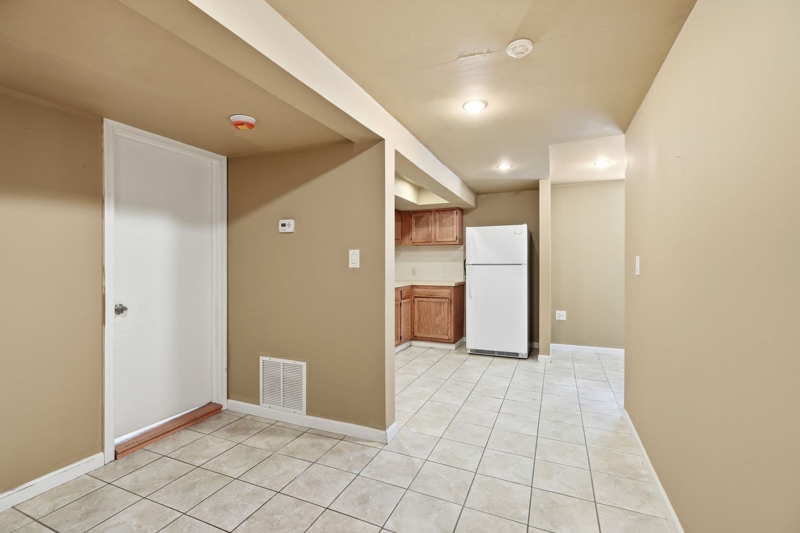 Easton Apartment: 519 Valley Street