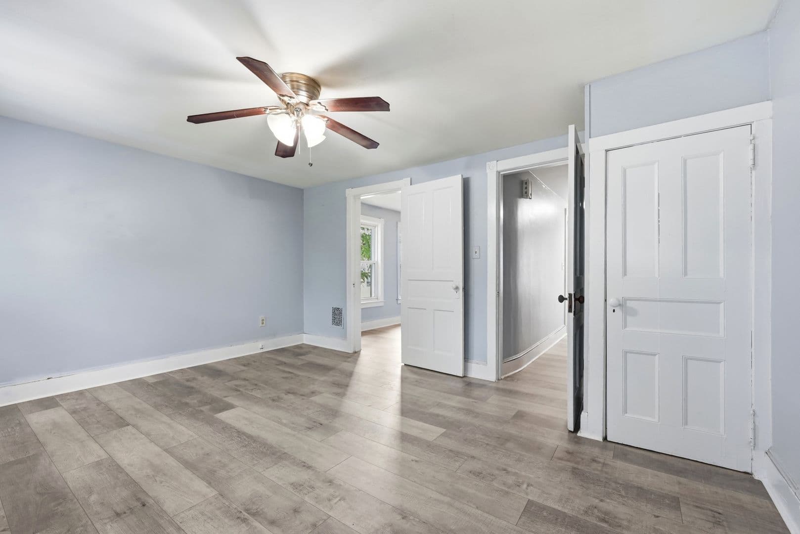 Easton Apartment: 2223 Forest Street