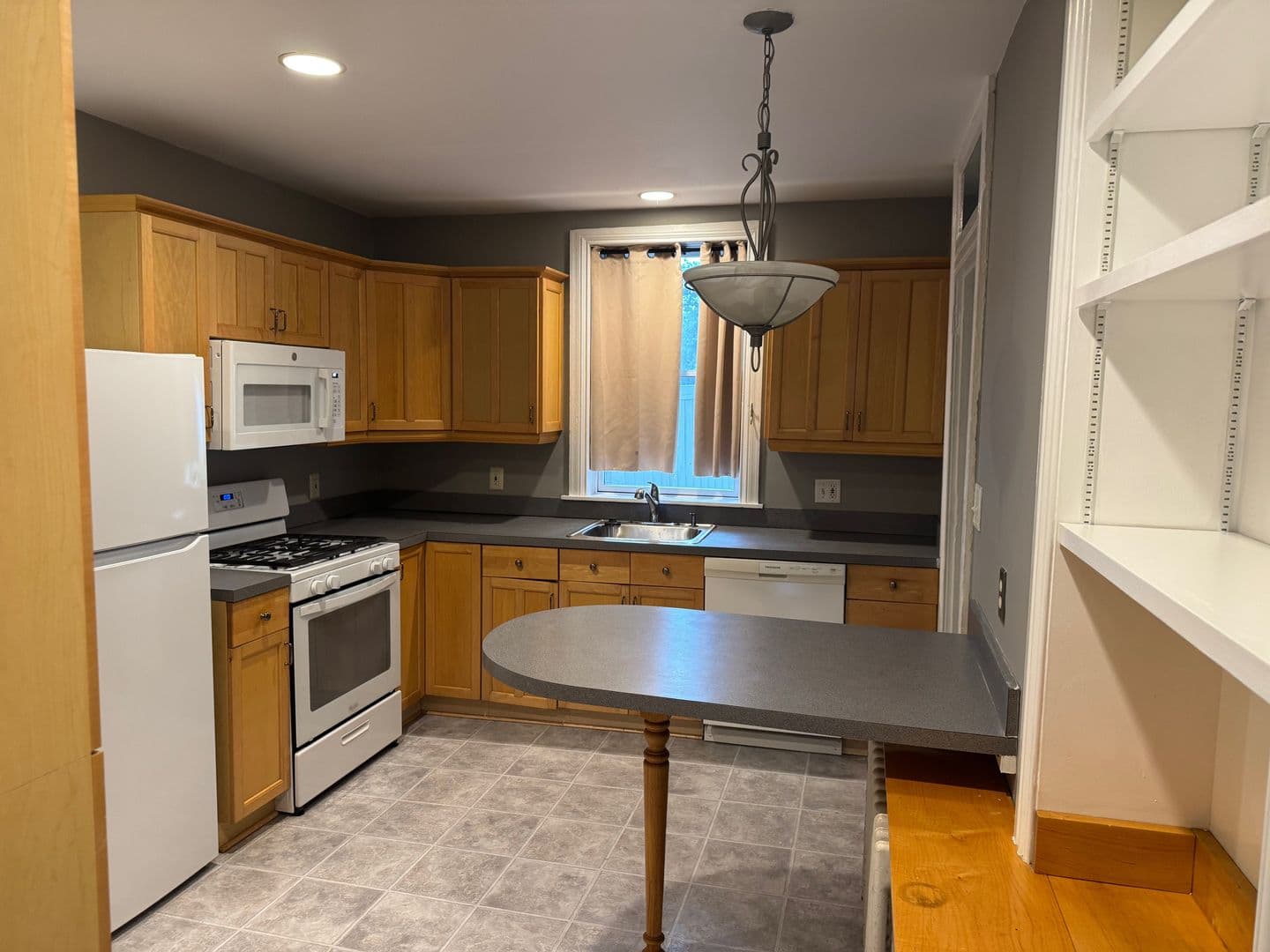 Conshohocken House: 7 Cedar Ave