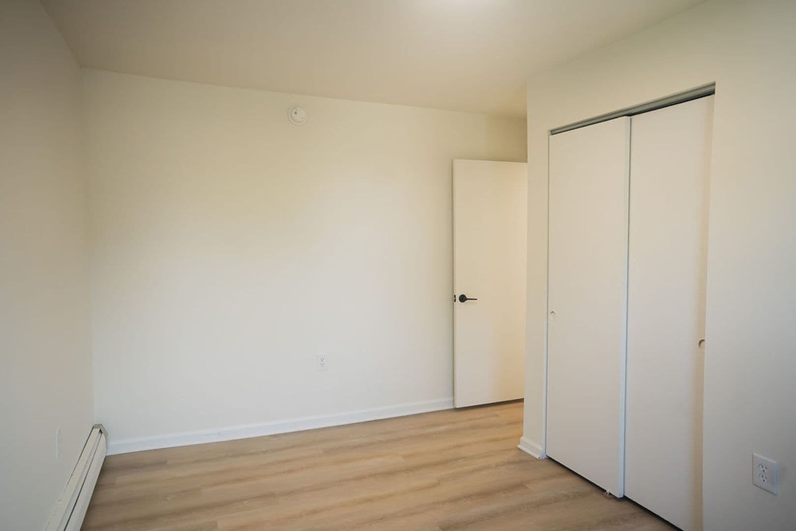 Easton Apartment: 519 Valley Street