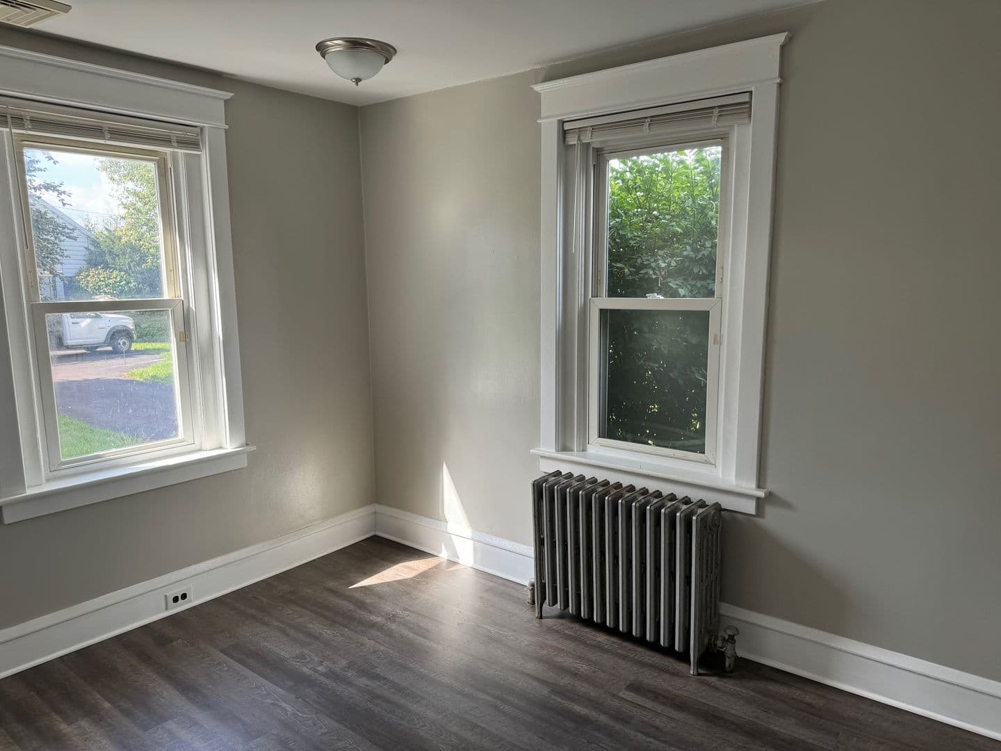 Lansdale House: 450 E Hancock St
