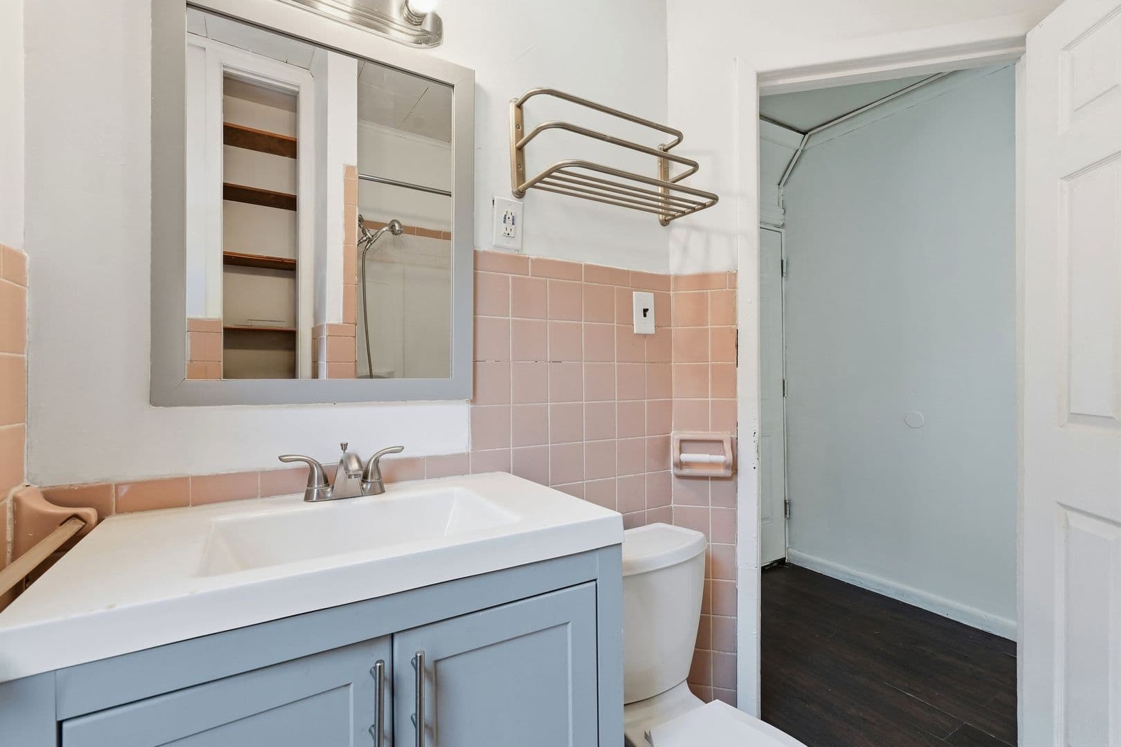 Allentown Apartment: 733 N. 5th Street