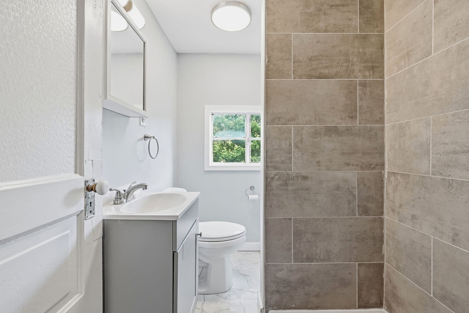 Bethlehem Apartment: 521 Cherokee