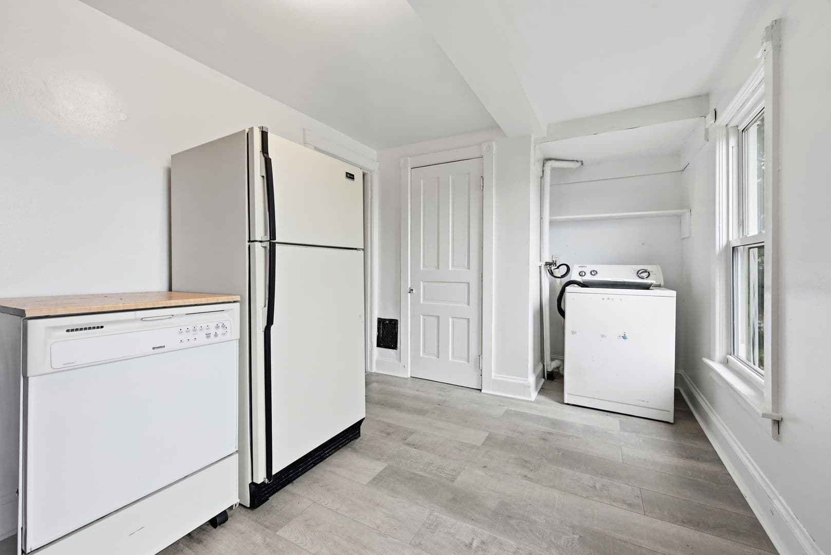 Easton Apartment: 2223 Forest Street