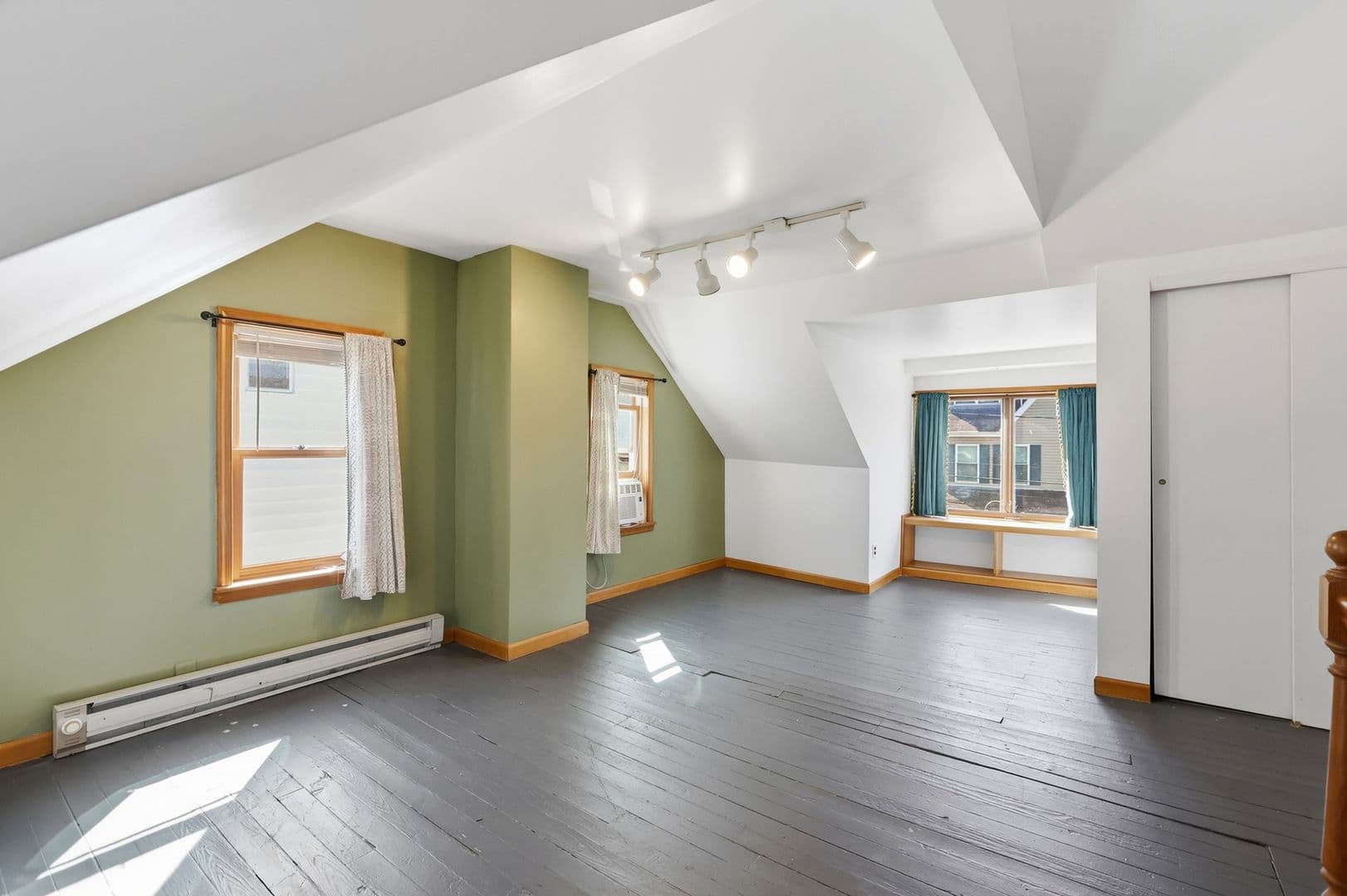 Bethlehem House: 35 E. Ettwein Street