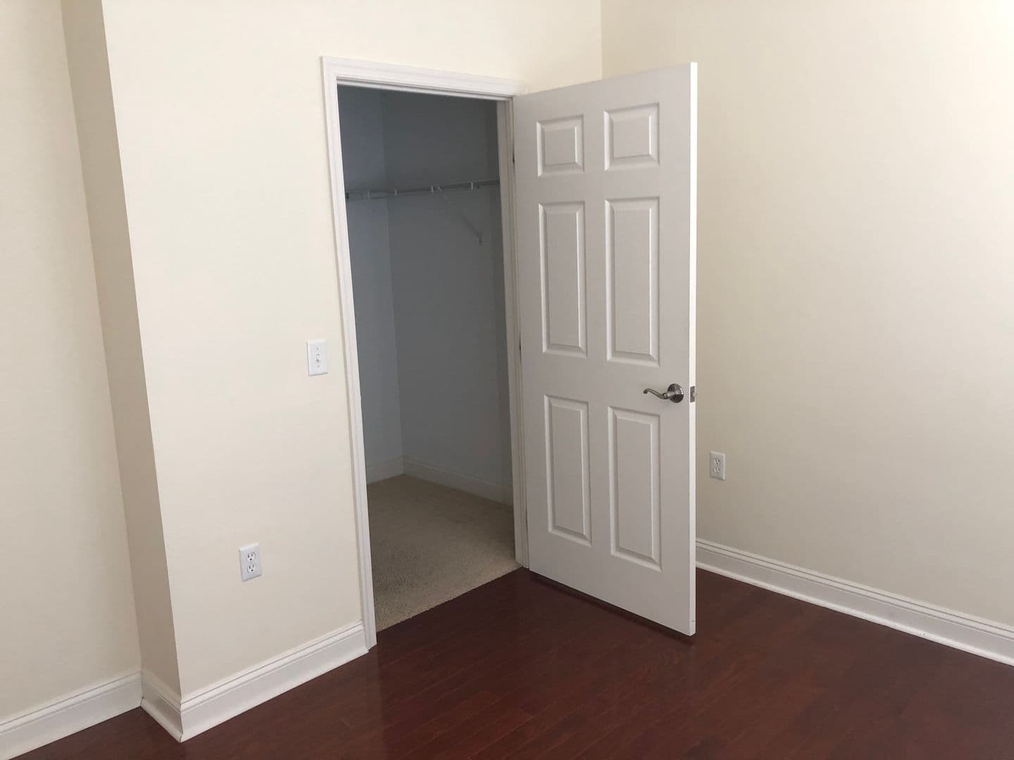 Conshohocken House: 300 W Elm St #2328