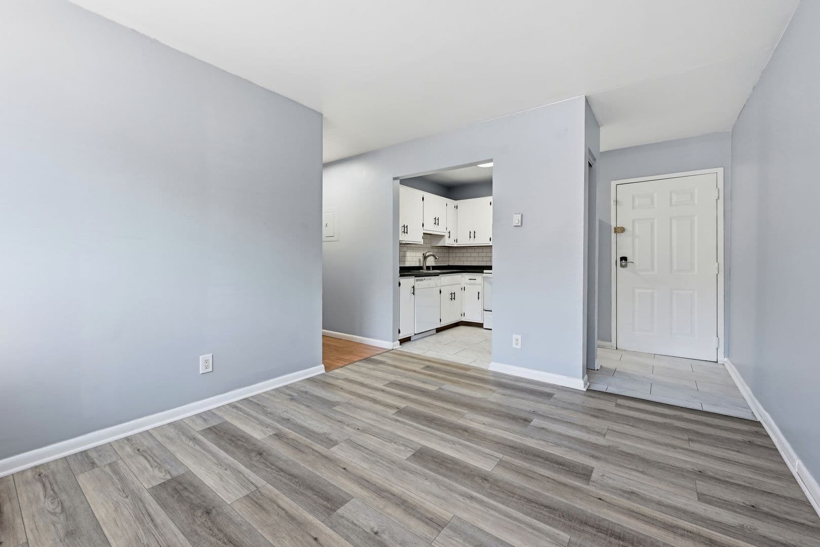 Bethlehem Apartment: 504 Broadway - Unit 2 R