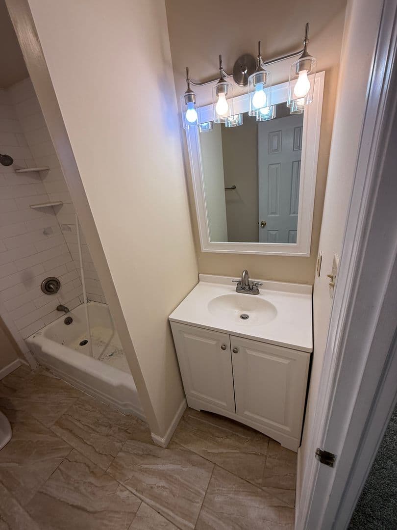 Conshohocken House: 234 E 6th Ave