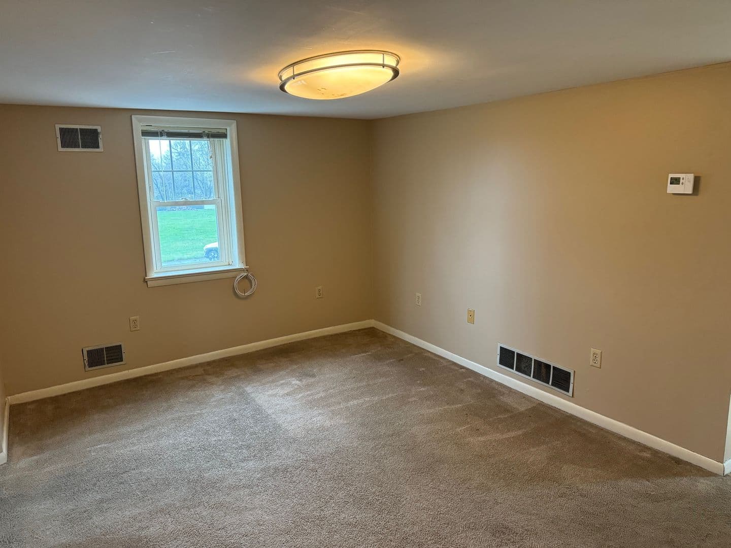 Lansdale Apartment: 452 E Hancock St