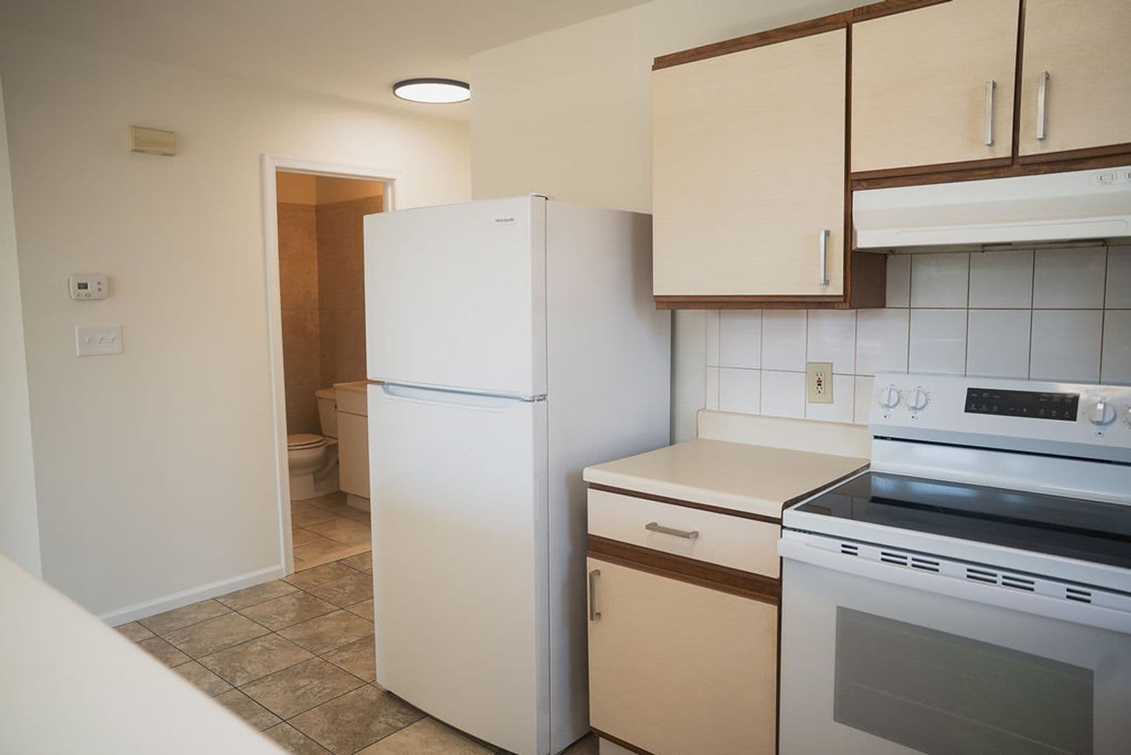 Easton Apartment: 519 Valley Street