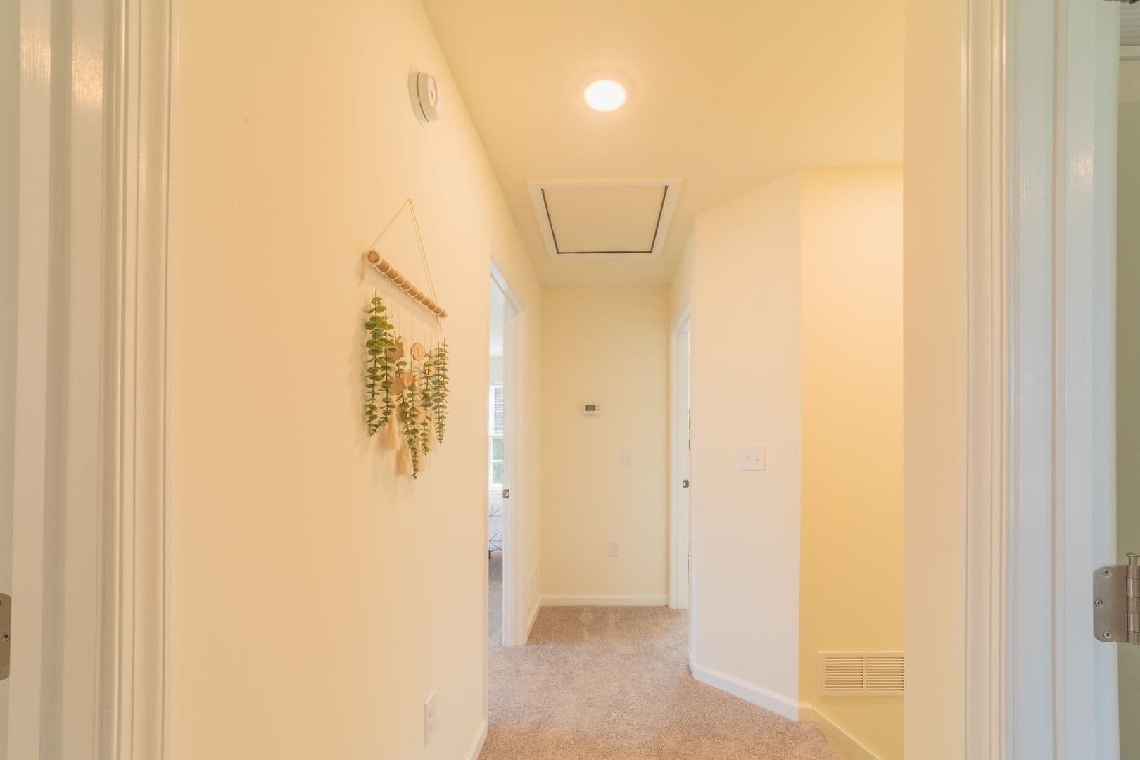 Georgetown House: 674 N Bedford St