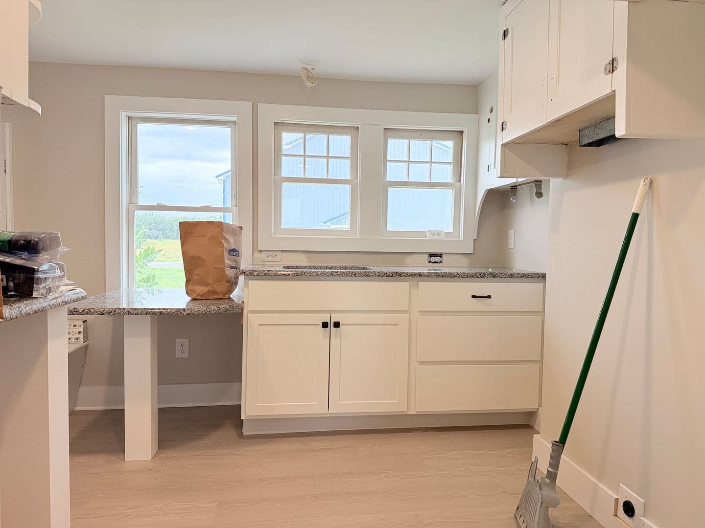 Greenwood House: 13404 Saint Johnstown Rd