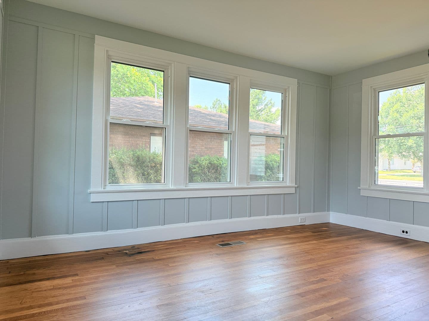 Dover Apartment: 880 South State Street