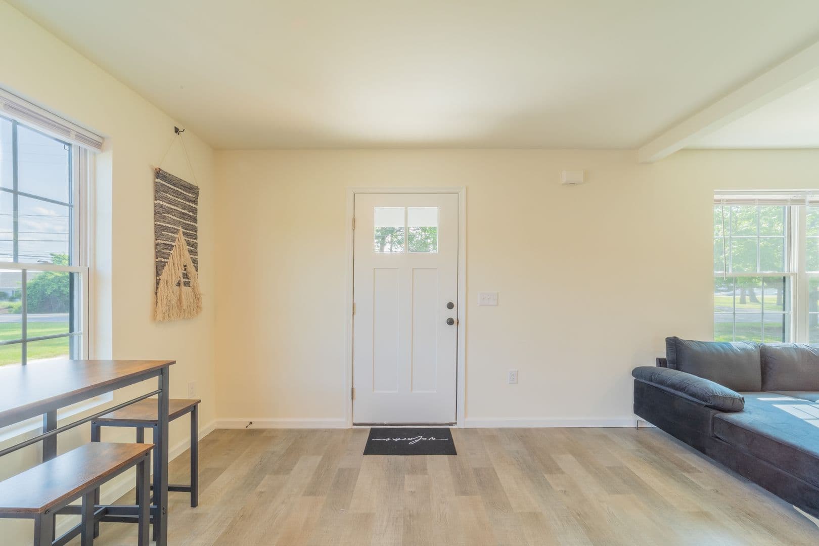 Georgetown House: 674 N Bedford St