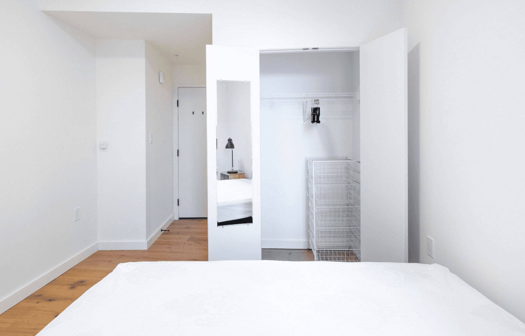 Washington Apartment: 3431 13th St NW