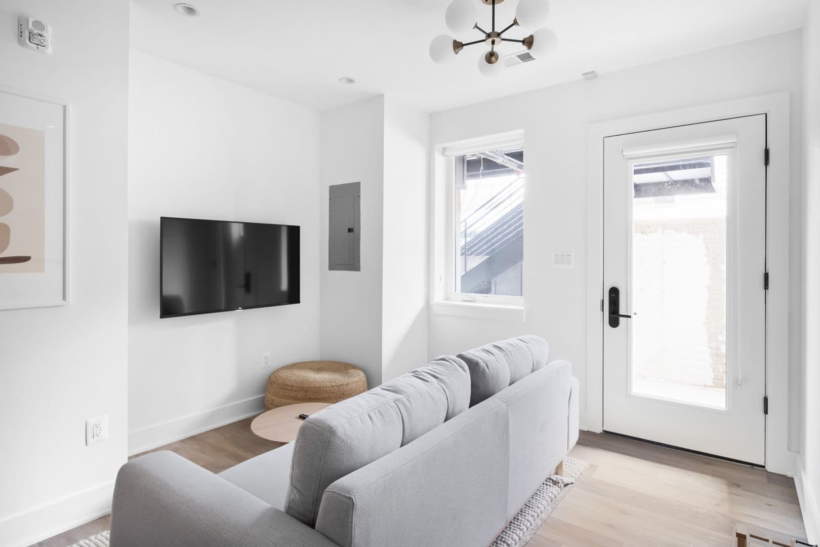 Washington Apartment: 1201 Perry St NE