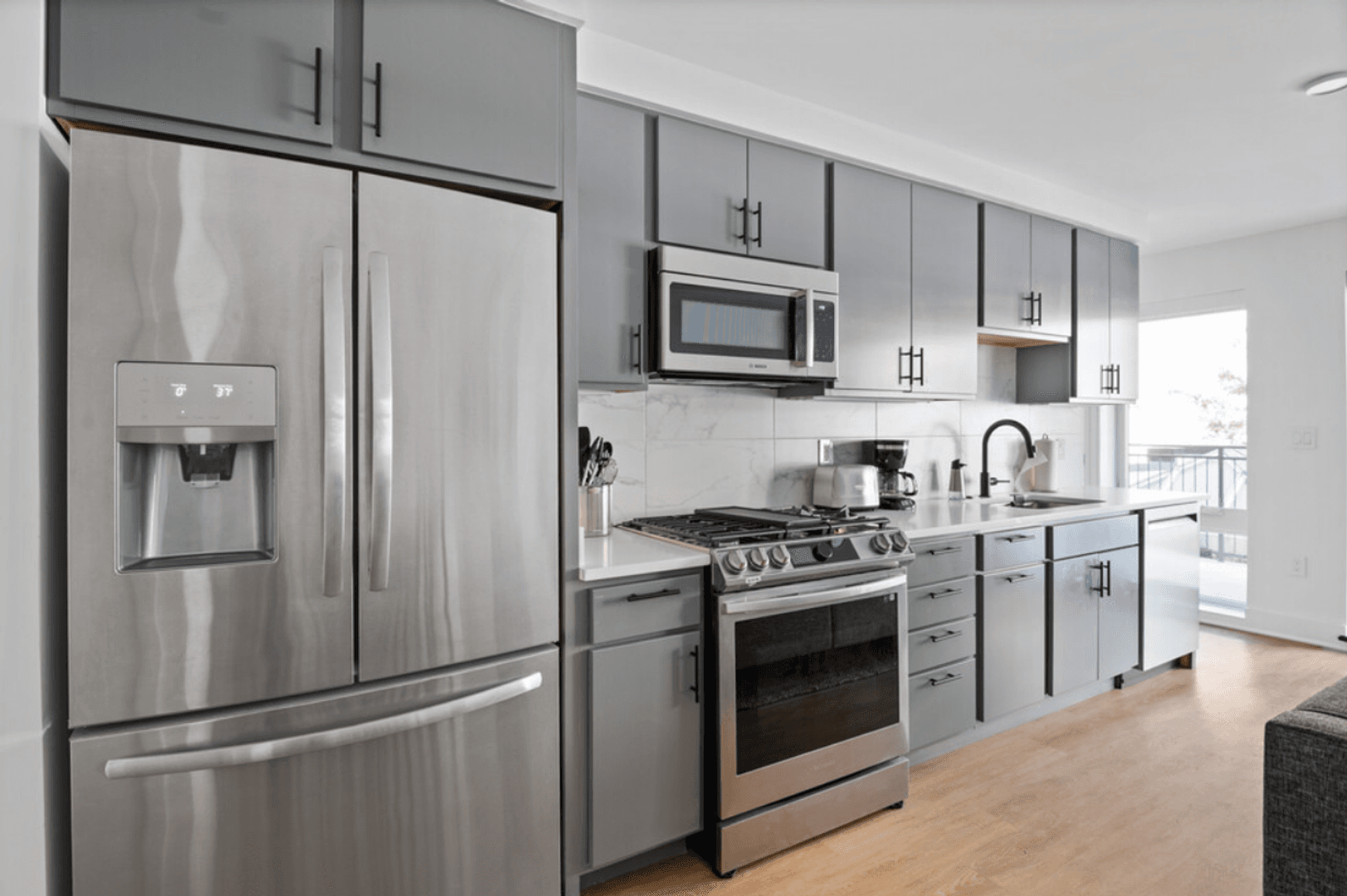 Washington Apartment: 1126 9th St NW