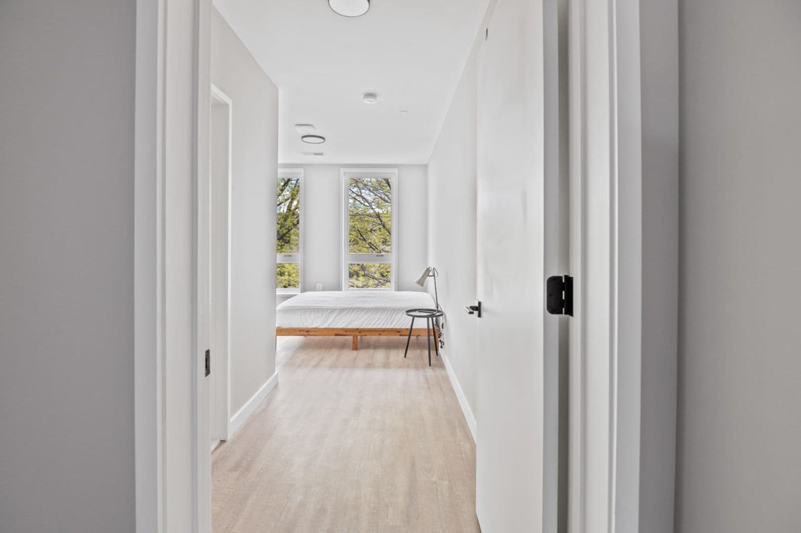 Washington Apartment: 910-912 Euclid ST NW
