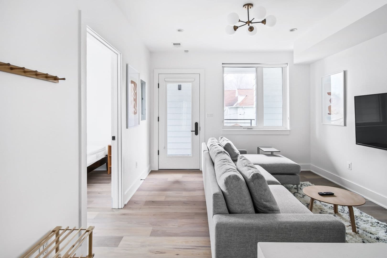 Washington Apartment: 1201 Perry St NE