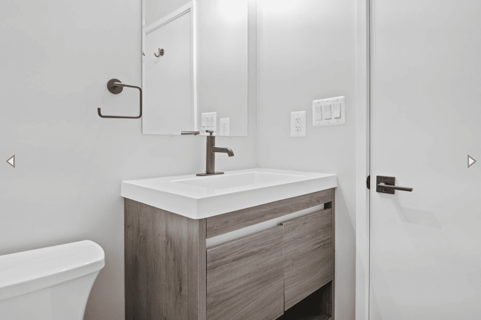 Washington Apartment: 910-912 Euclid ST NW
