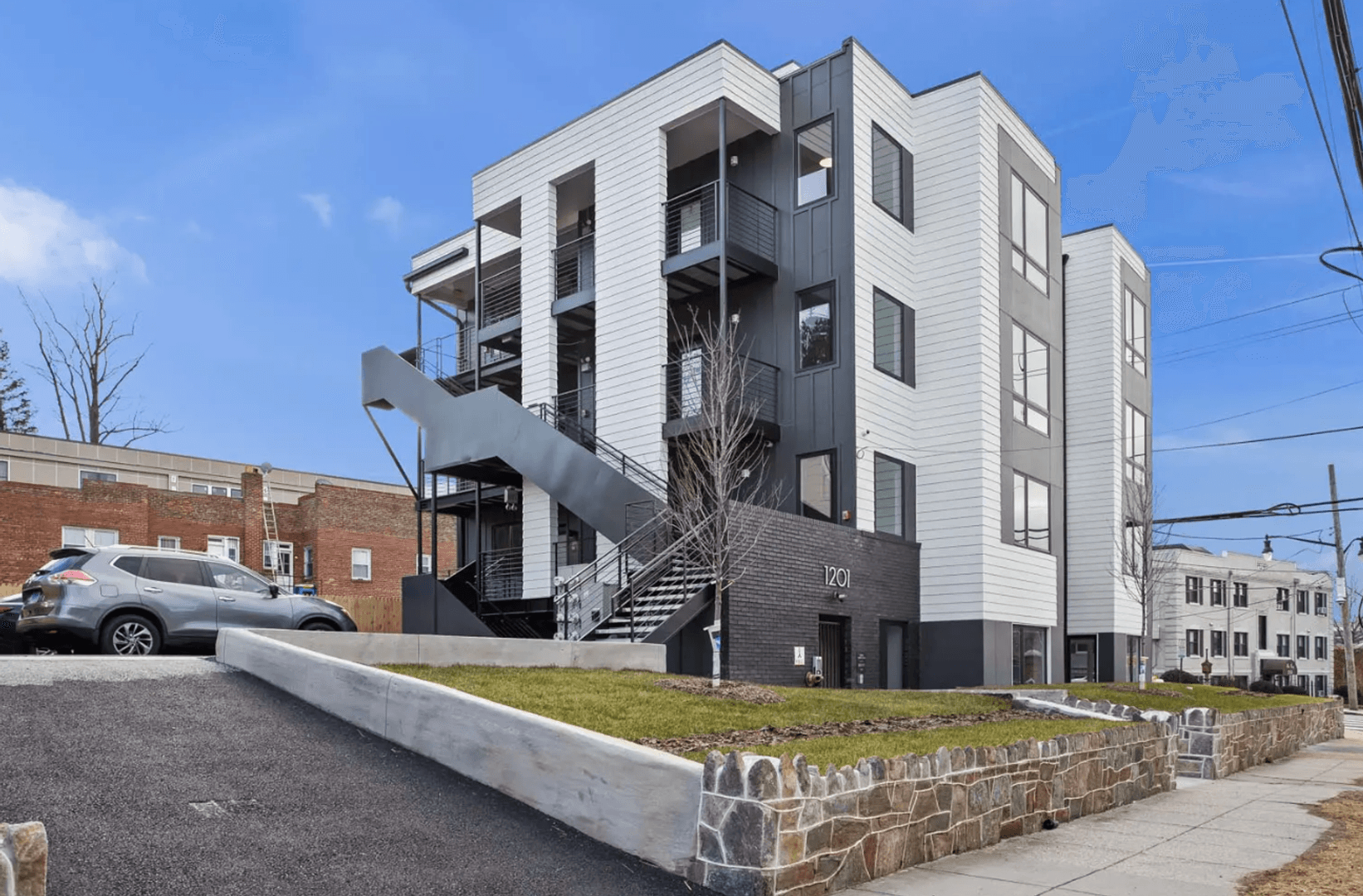 Washington Apartment: 1201 Perry St NE