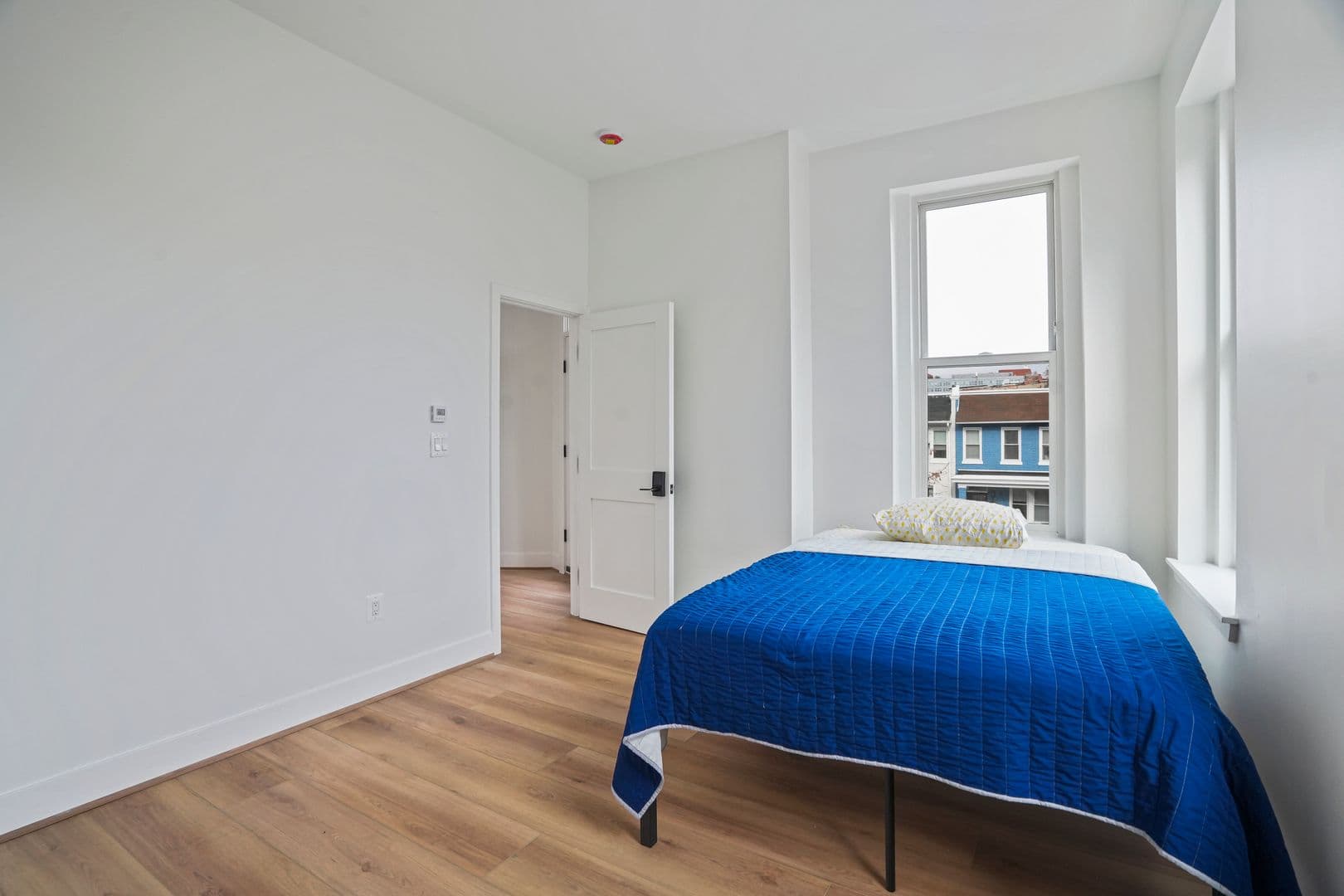 Washington Apartment: 235 F St NE