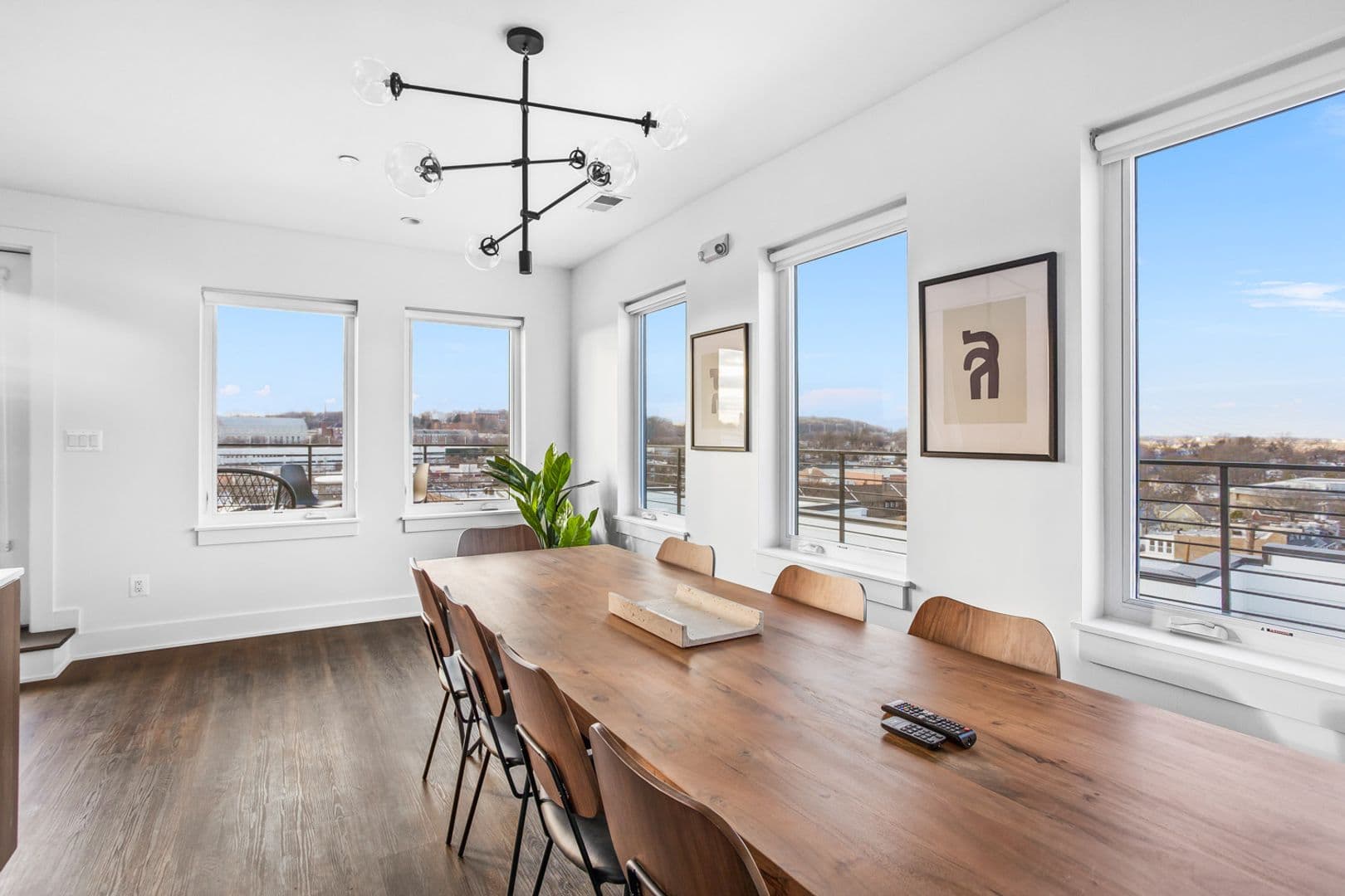 Washington Apartment: 1201 Perry St NE
